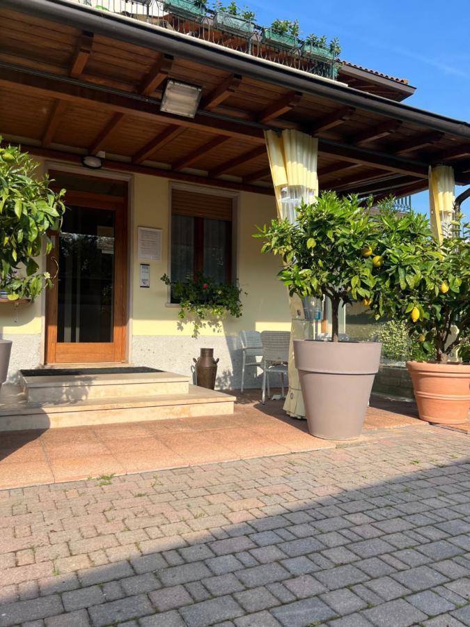 La Mimosa Lazise Hotel Екстериор снимка