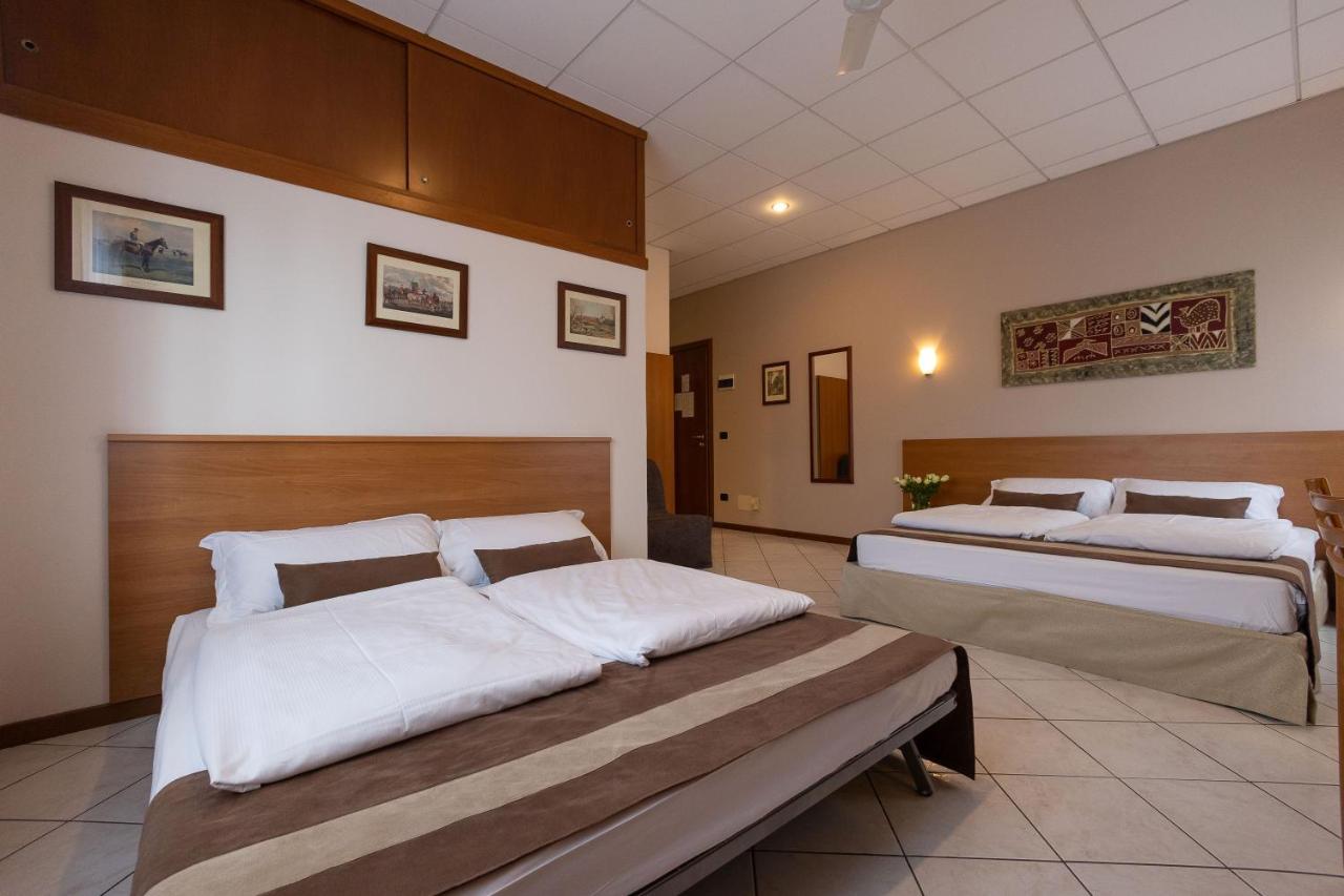 La Mimosa Lazise Hotel Екстериор снимка